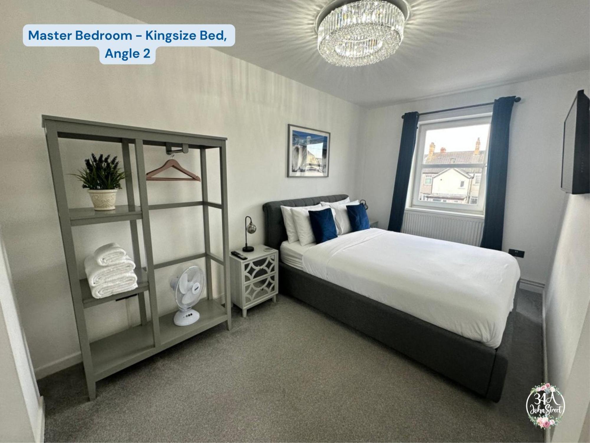 Coastal Retreat Town Centre Entire Property, Very Close To Sea & Restaurants, 2 King Size Beds *