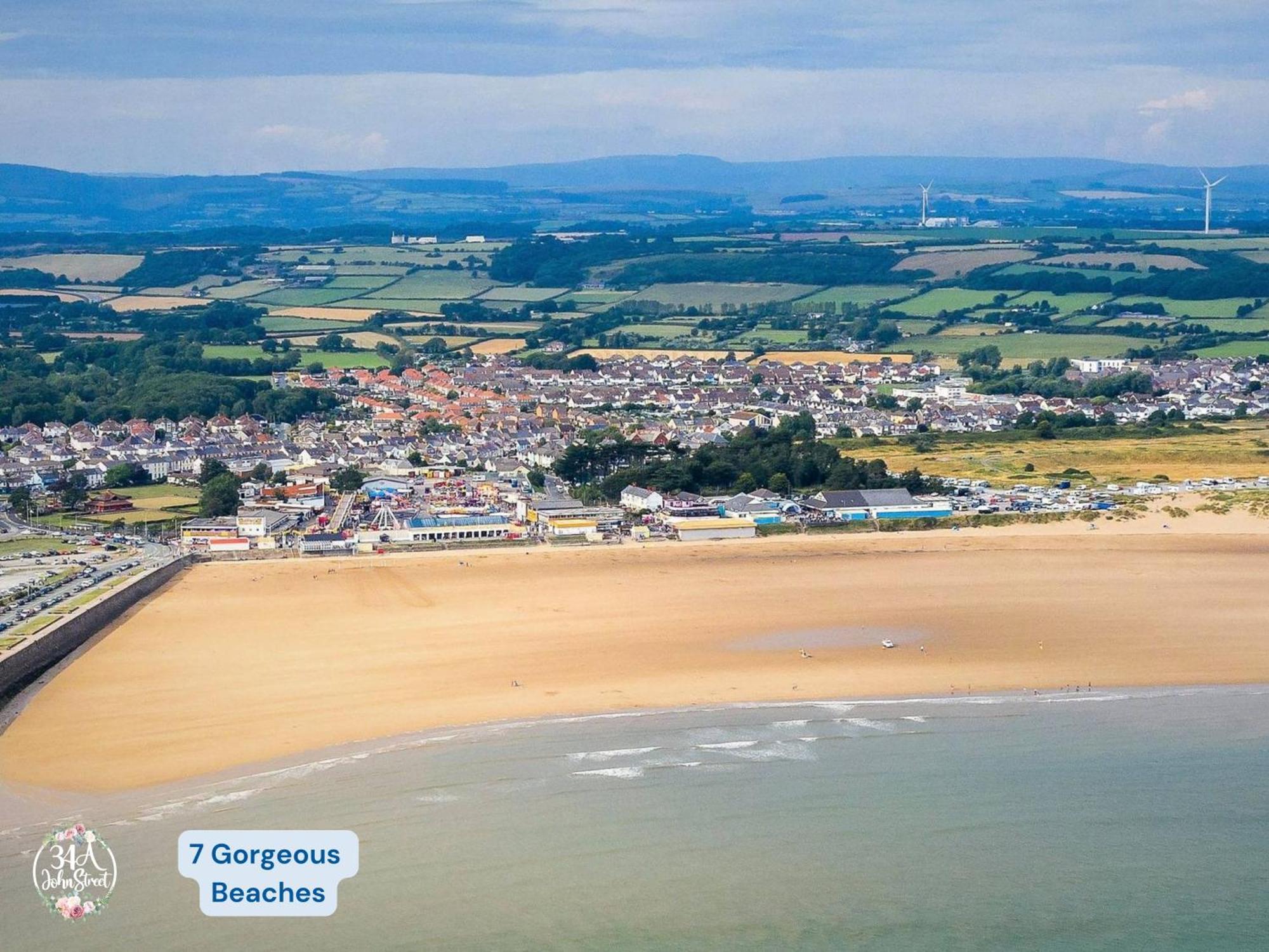 Apartamento Coastal Retreat Town Centre Entire Property, Very Close To Sea & Restaurants, 2 King Size Beds Porthcawl